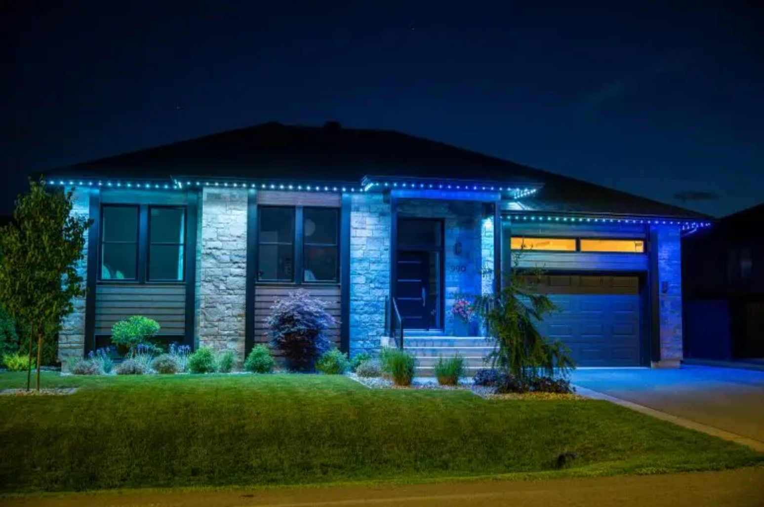 Permanent Roofline Lighting
